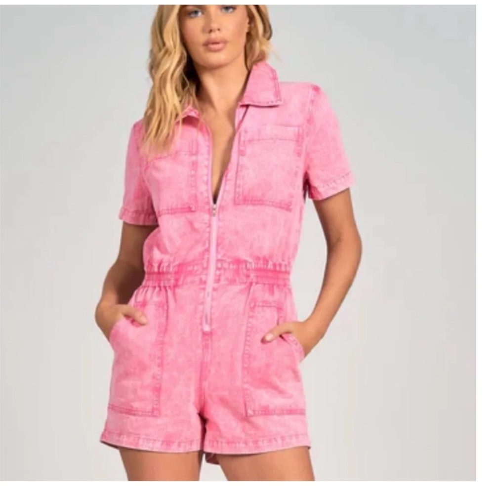 Elan Pink Denim Romper size medium